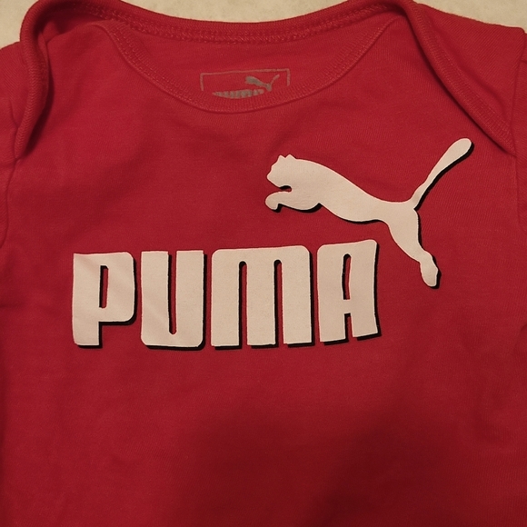 Two Puma short sleeved onesies/bodysuits - Picture 5 of 5